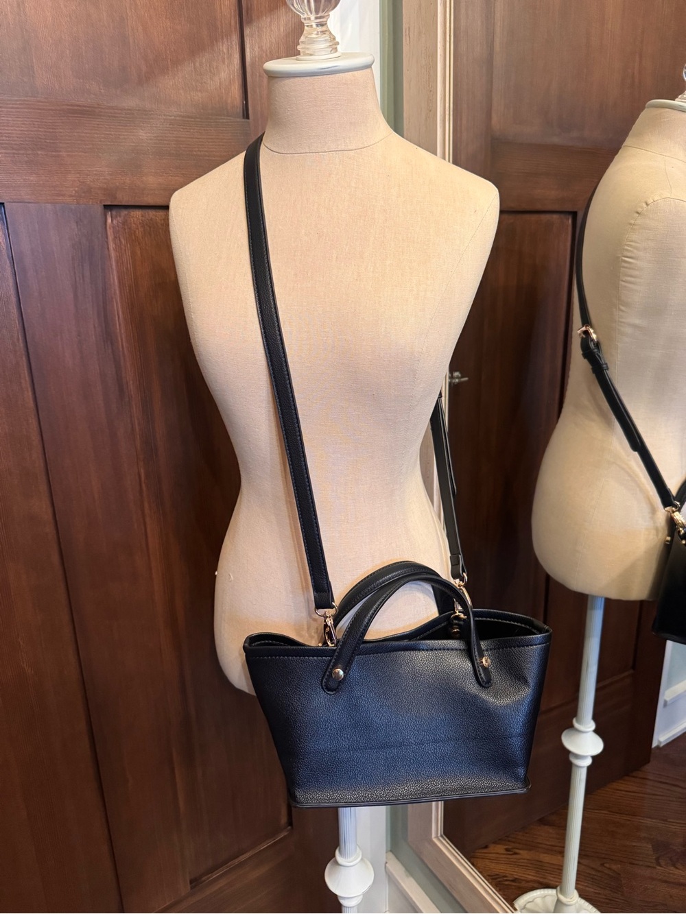 NWOT tags Isabelle designer inspired bag